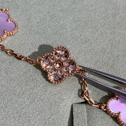 [AuraEcho]CLOVER 10 MOTIFS DIAMOND PINK MOP NECKLACE