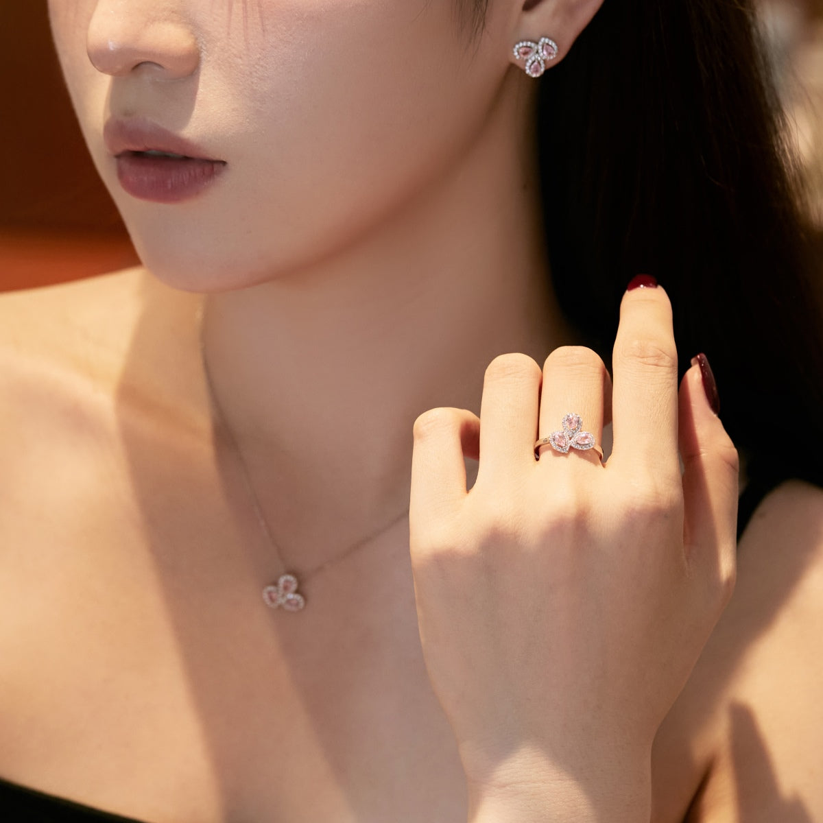 [AuraEcho]Ornate Flower Shape Pear Cut Lover Earrings