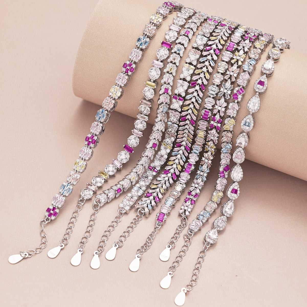 [AuraEcho]Unique Colorful Flower Shape Daily Bracelet