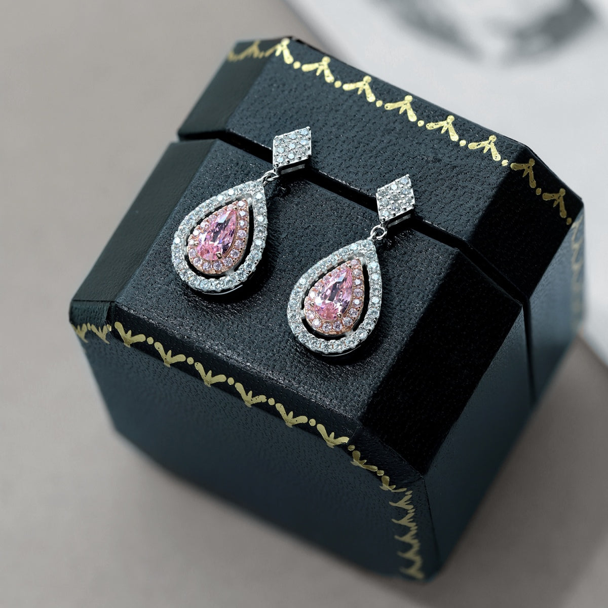 [AuraEcho]Ornate Delicate Water Drop Shape Banquet Earrings