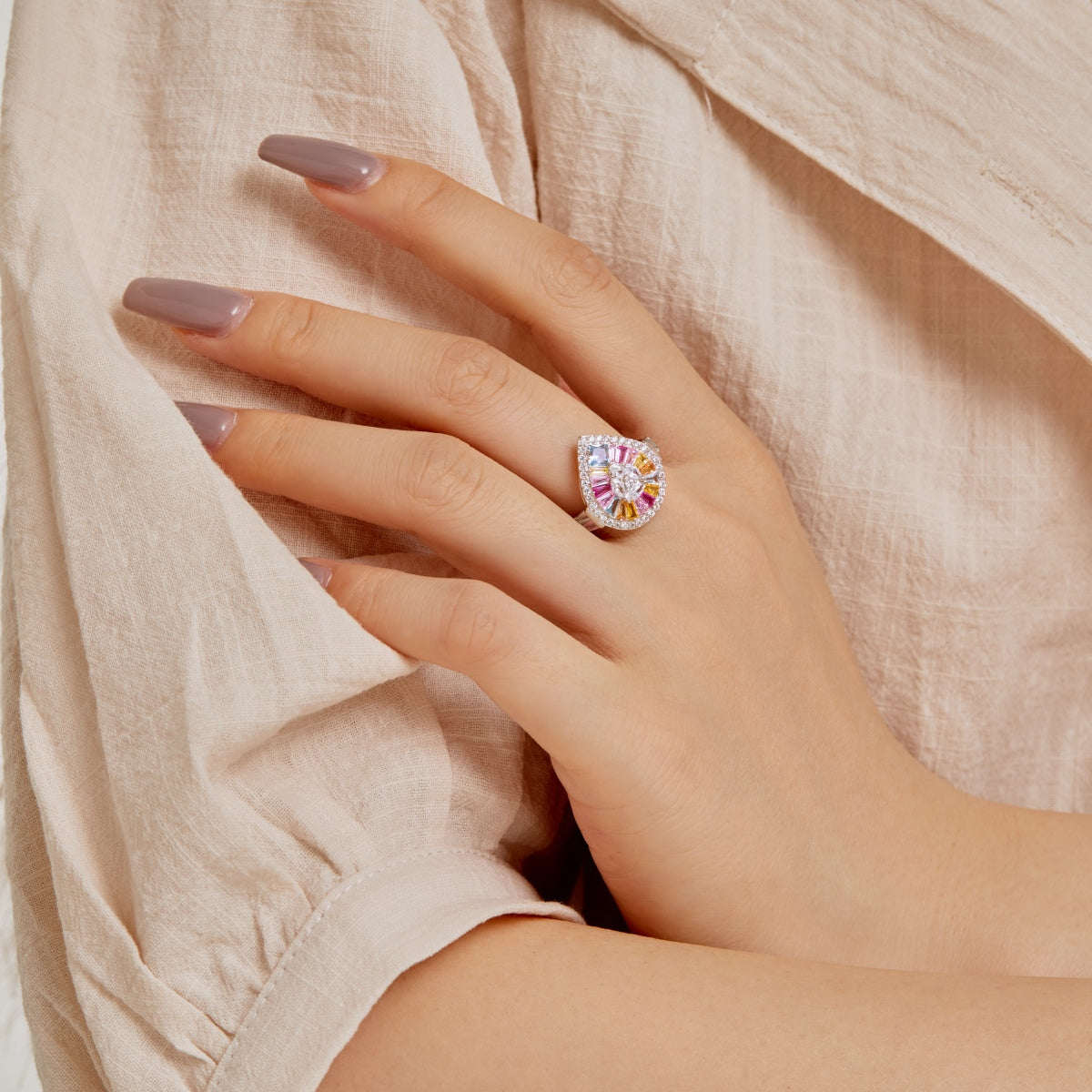 [AuraEcho]Elegant Colorful Water Drop Shape Banquet Ring