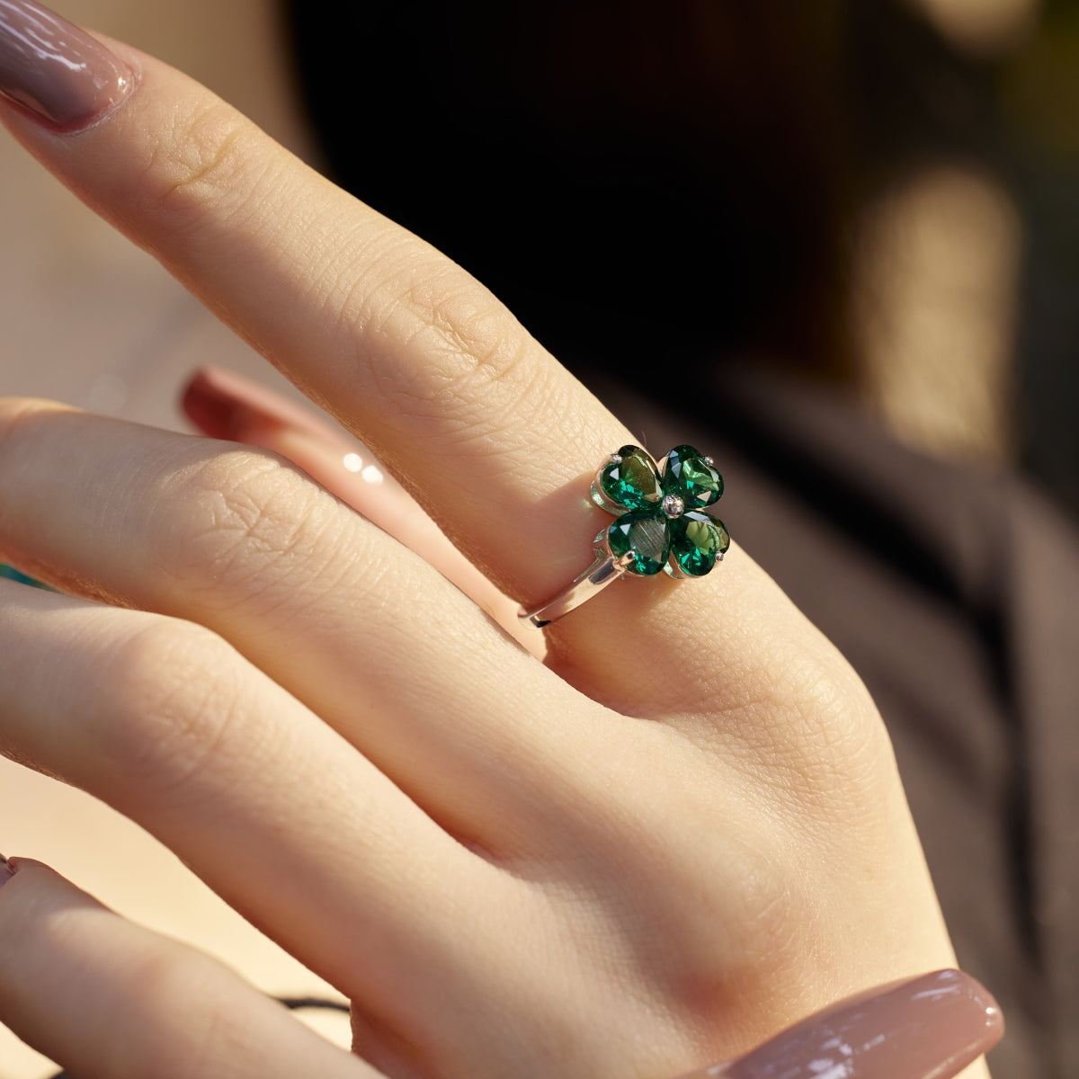 [AuraEcho]Heart-shaped Four-Leaf Clover Ball Ring