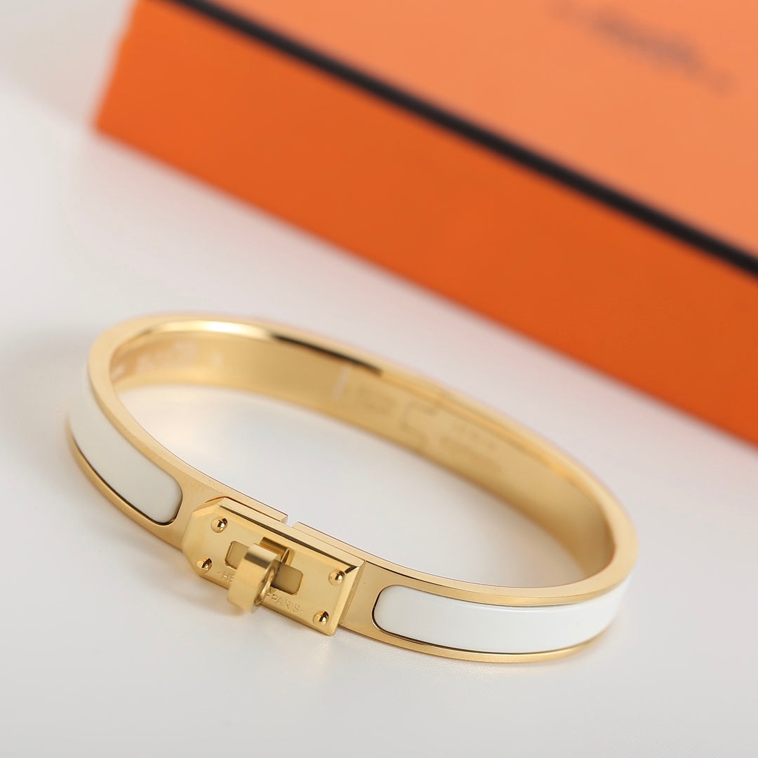 [AuraEcho]HM KELLY WHITE BRACELET