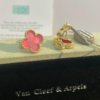 [AuraEcho]NEW CLOVER 15MM PINK ENAMEL STUD EARRINGS