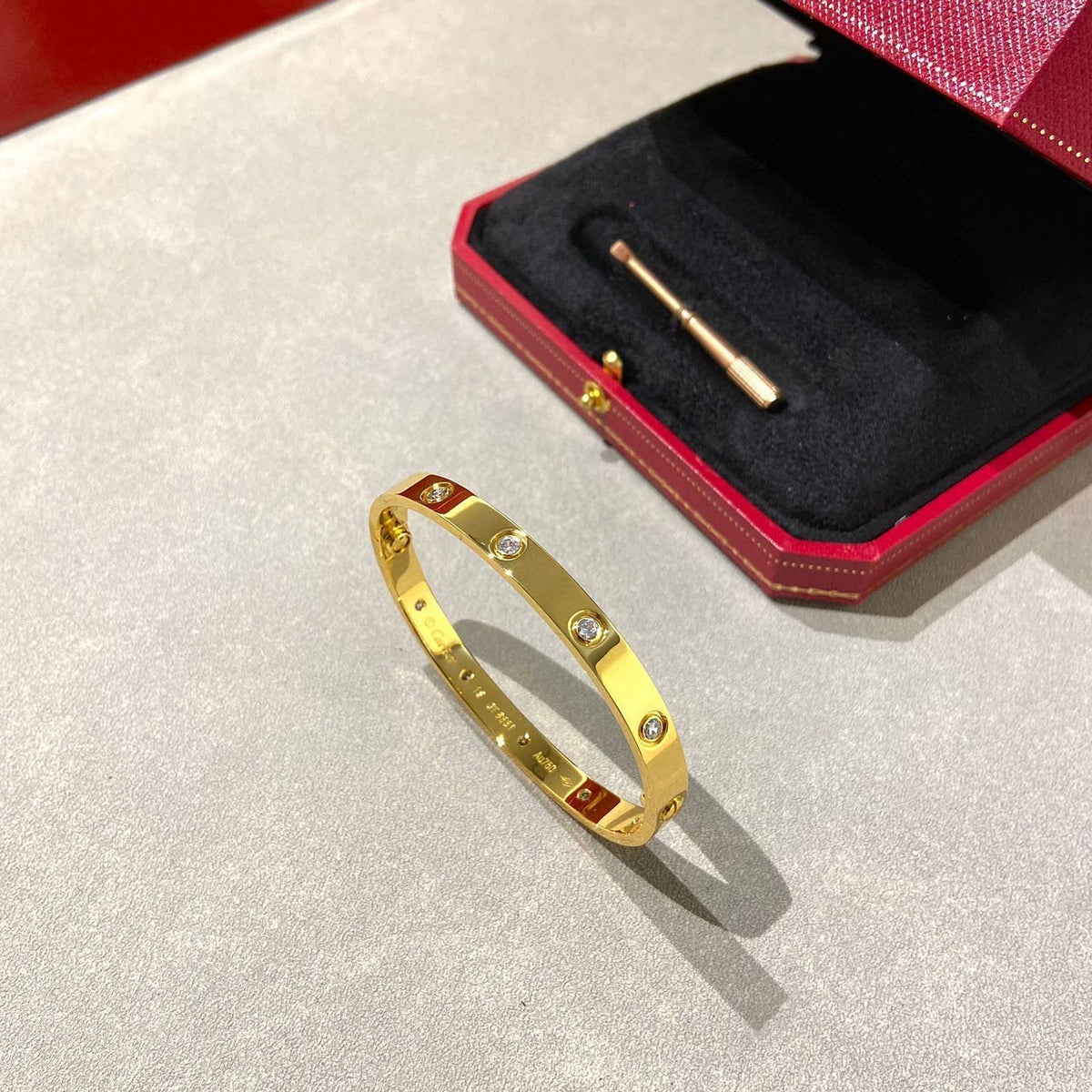 [AuraEcho]LOVE BRACELET 6.1MM 10 DIAMONDS
