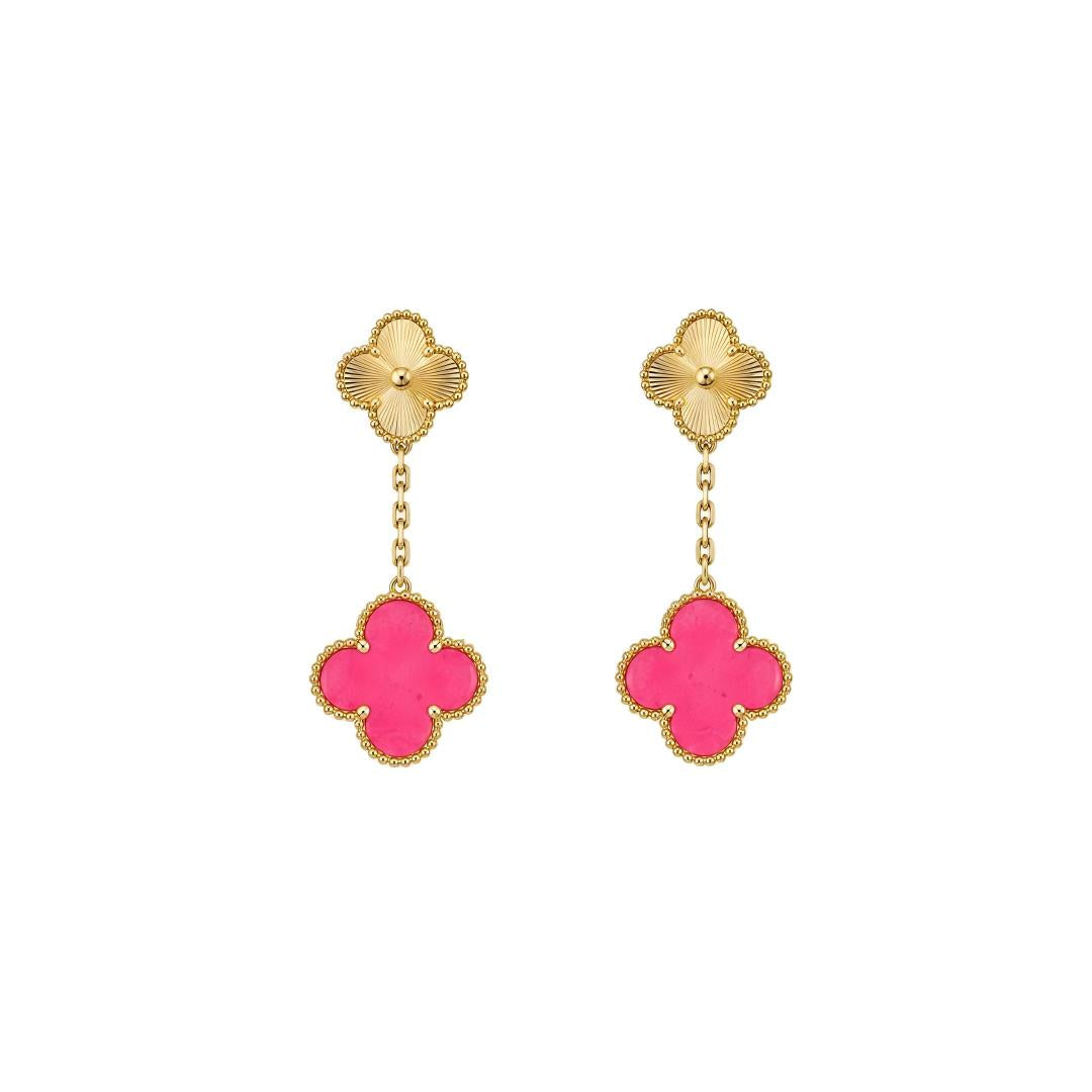 [AuraEcho]NEW CLOVER 2 MOTIF PINK ENAMEL EARRINGS