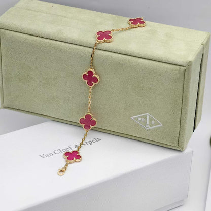 [AuraEcho]NEW CLOVER 5 MOTIFS PINK ENAMEL BRACELET