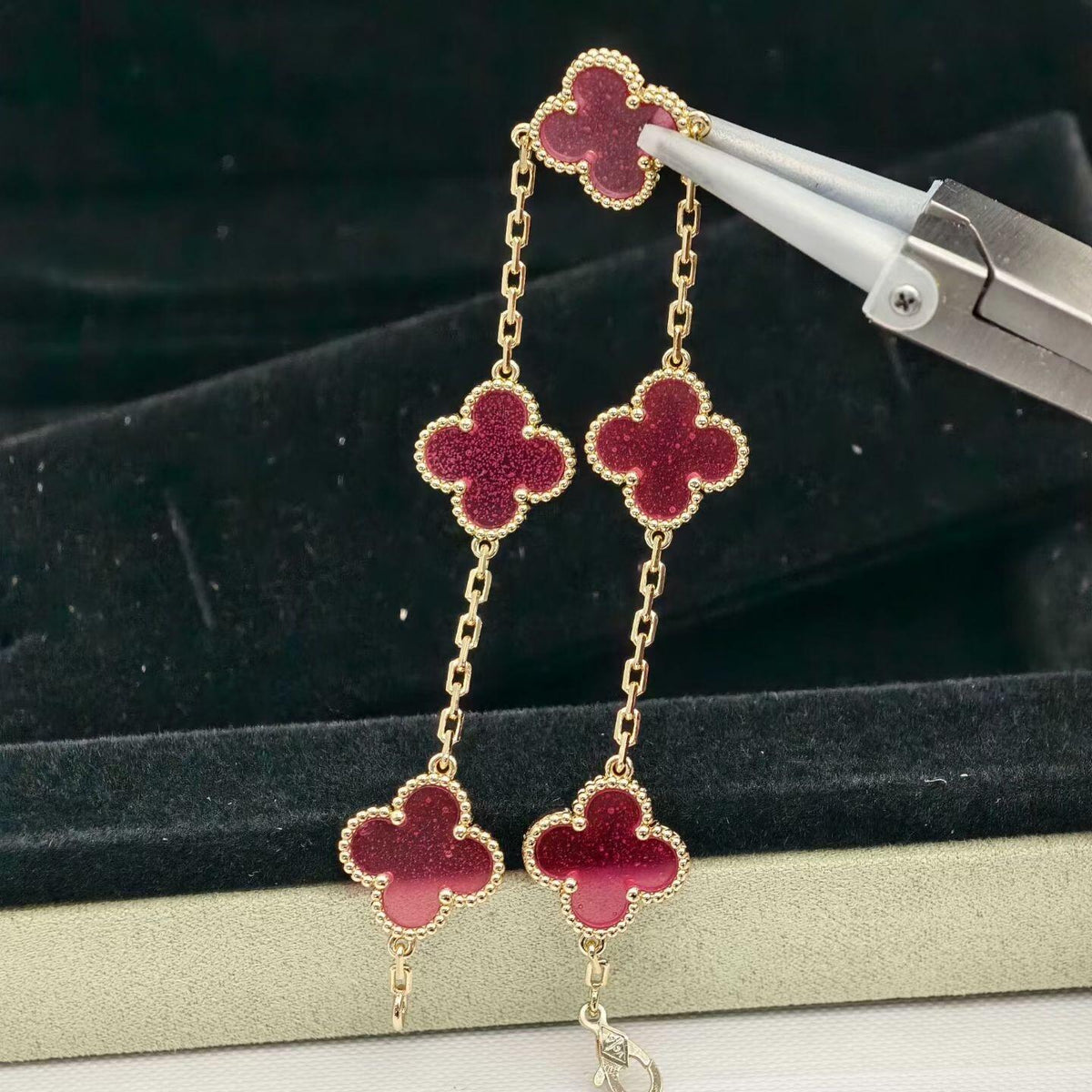 [AuraEcho]NEW CLOVER 5 MOTIFS PINK ENAMEL BRACELET
