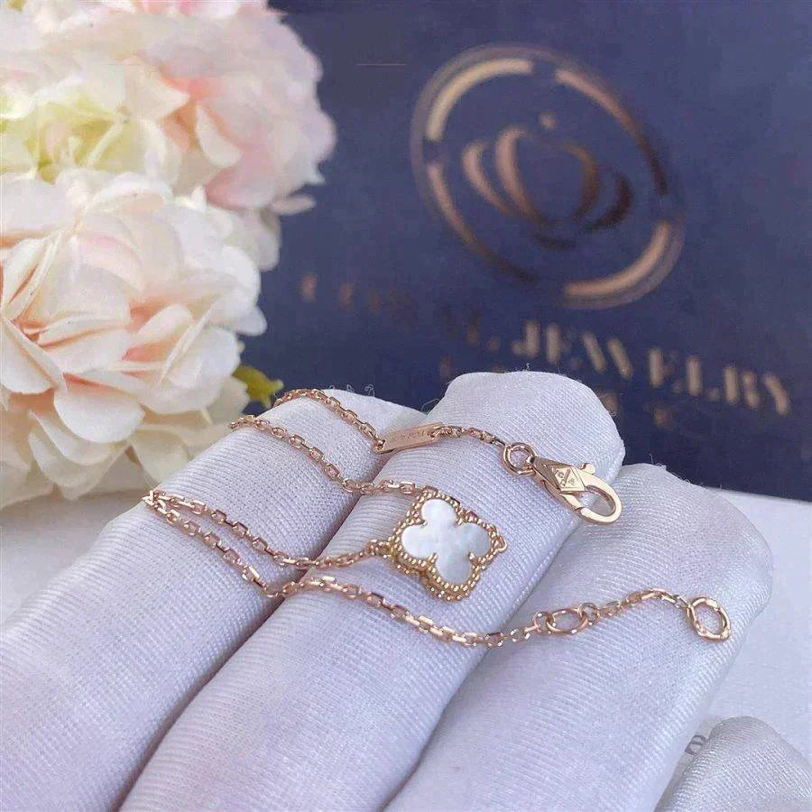 [AuraEcho]CLOVER WHITE MOP SINGLE FLOWER BRACELET